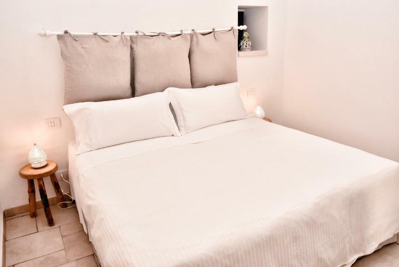 Borgo Santa Clara Apartment Чистернино Екстериор снимка