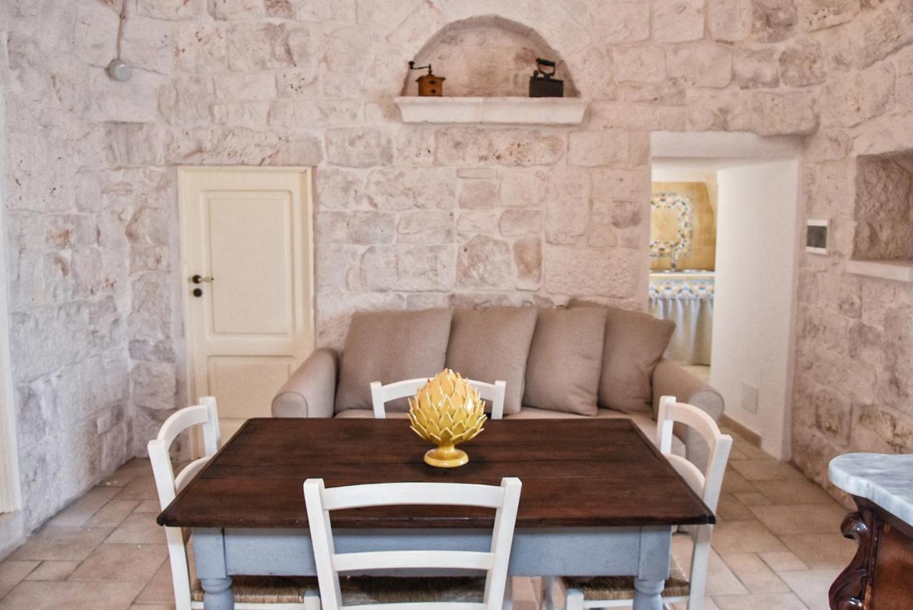 Borgo Santa Clara Apartment Чистернино Екстериор снимка